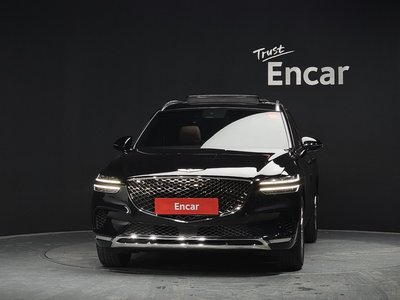 صورة 2 لـ 2021 Genesis GV70