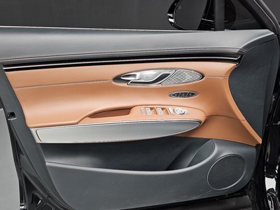 2021 Genesis GV70 thumbnail 14