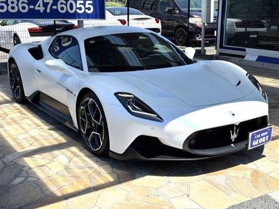 MASERATI MC20 - 4