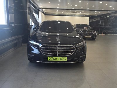 MERCEDES-BENZ E-CLASS - 1