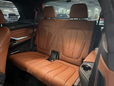 2025 BMW X7 缩略图 14