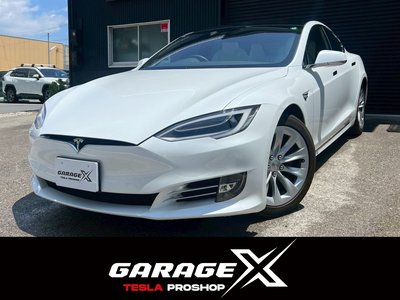 TESLA MODEL S - 1