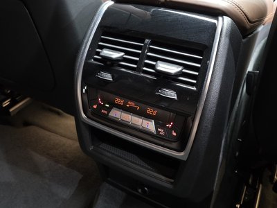 2025 BMW X6 缩略图 25