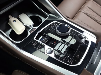 2025 BMW X6 缩略图 12