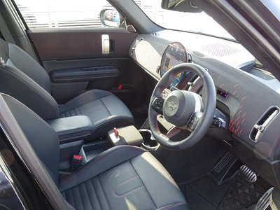 صورة مصغرة 33 لـ 2024 MINI COOPER COUNTRYMAN