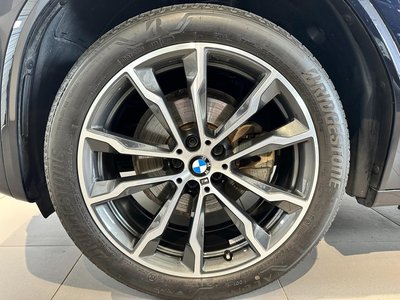2024 BMW X4 — миниатюра 38