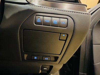 صورة مصغرة 37 لـ 2025 Lexus LS