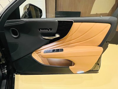 صورة مصغرة 31 لـ 2025 Lexus LS