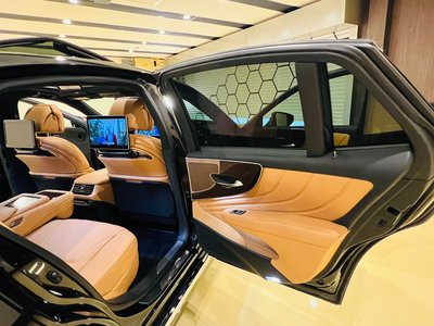 صورة مصغرة 46 لـ 2025 Lexus LS