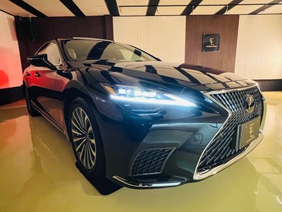 صورة مصغرة 76 لـ 2025 Lexus LS