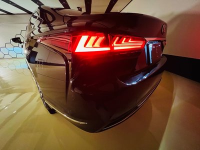 صورة مصغرة 73 لـ 2025 Lexus LS