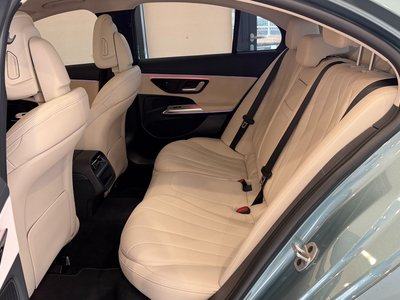 MERCEDES-BENZ E-CLASS - 10