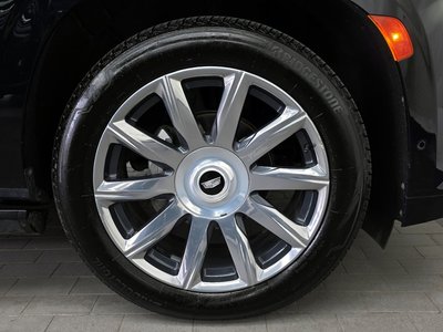 CADILLAC ESCALADE - 8