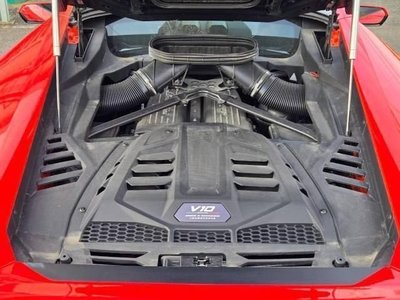 2024 Lamborghini HURACAN photo 5