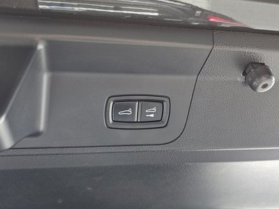 2018 Porsche PANAMERA — миниатюра 32