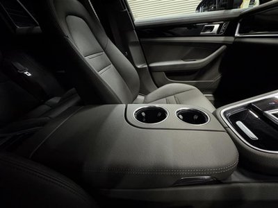 PORSCHE PANAMERA - 8