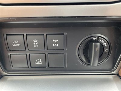 TOYOTA LAND CRUISER - 6