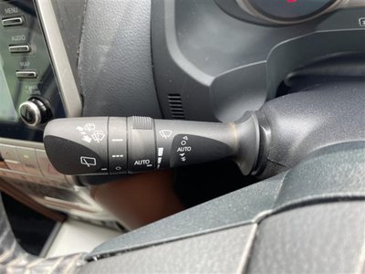 TOYOTA LAND CRUISER - 10