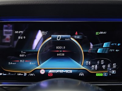 2021 Mercedes-BENZ GT AMG 照片 8