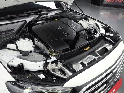 MERCEDES-BENZ E-CLASS - 8