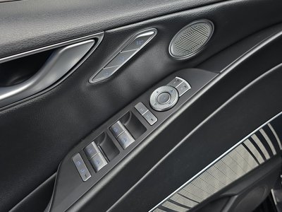 2021 Genesis ELECTRIFIED G80 (RG3) — миниатюра 21