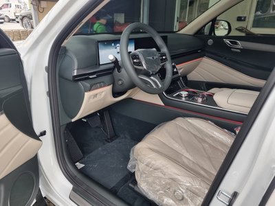 صورة 5 لـ 2024 Genesis GV80