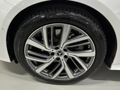 MERCEDES-BENZ E-CLASS - 6