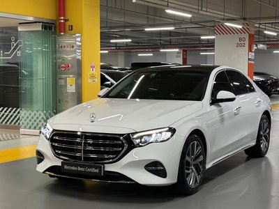 MERCEDES-BENZ E-CLASS - 1
