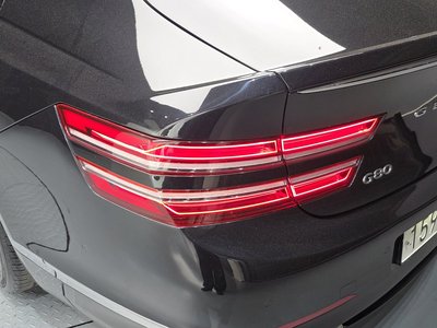GENESIS G80 (RG3) - 10