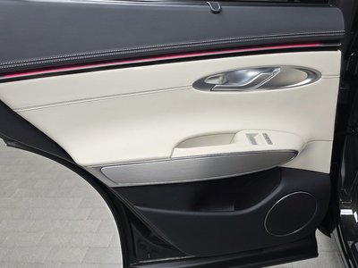 2025 Genesis GV70 — миниатюра 15
