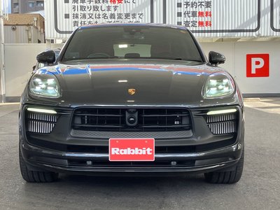 PORSCHE MACAN - 2
