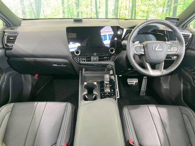 2025 Lexus NX 照片 2