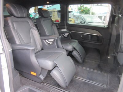 صورة 10 لـ 2021 Mercedes-BENZ V-CLASS