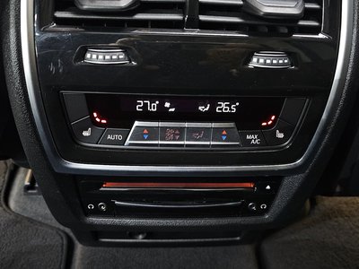 2021 BMW X7 缩略图 31