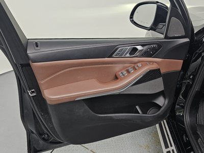2021 BMW X7 缩略图 18