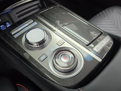 GENESIS G80 (RG3) - 9