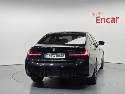 BMW 3 SERIES - 4