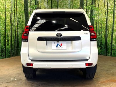 TOYOTA LAND CRUISER PRADO - 9