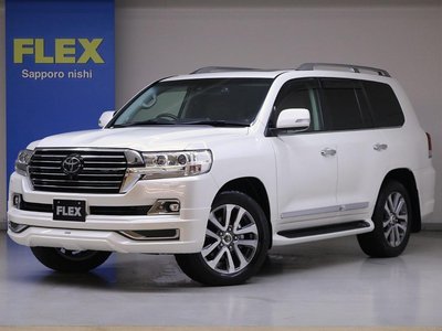 TOYOTA LAND CRUISER 200 - 1