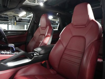 2018 Porsche CAYENNE — миниатюра 17