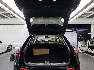 2021 Genesis GV70 — миниатюра 26