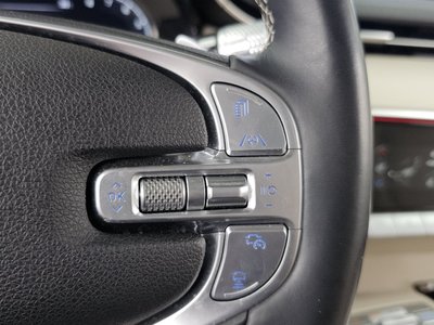 2021 Genesis GV70 — миниатюра 29