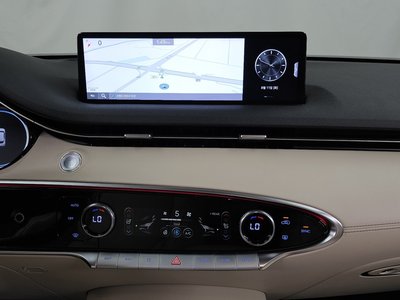2021 Genesis GV70 — миниатюра 20