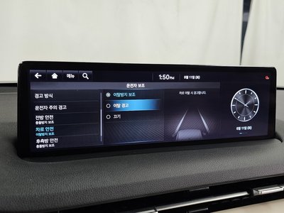 2021 Genesis GV70 — миниатюра 35