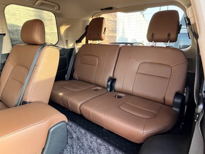 TOYOTA LAND CRUISER 200 - 8