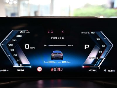 BMW I4 - 8