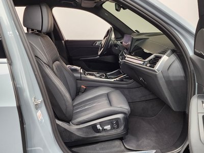 2023 BMW X7 缩略图 16