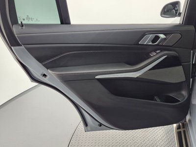2023 BMW X7 缩略图 15