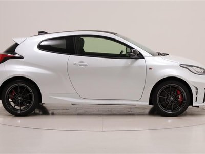 TOYOTA GR YARIS - 10
