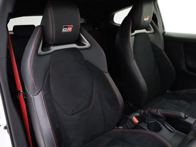 2024 Toyota GR YARIS — миниатюра 15